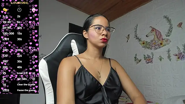 Snapshot of alisson_hoffman05 chatting on 07-11-26, 03:59 alisson hoffman05 online show from 07-11-26, 03:59