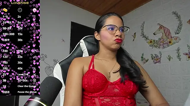 Snapshot of alisson_hoffman05 chatting on 07-23-26, 11:24 alisson hoffman05 online show from 07-23-26, 11:24