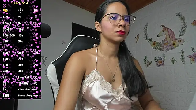 Snapshot of alisson_hoffman05 chatting on 08-04-26, 06:32 alisson hoffman05 online show from 08-04-26, 06:32
