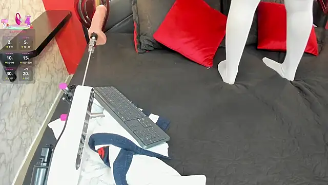 Snapshot of IVISBOUNCYASS chatting on 09-19-25, 02:18 IVISBOUNCYASS online show from 09-19-25, 02:18