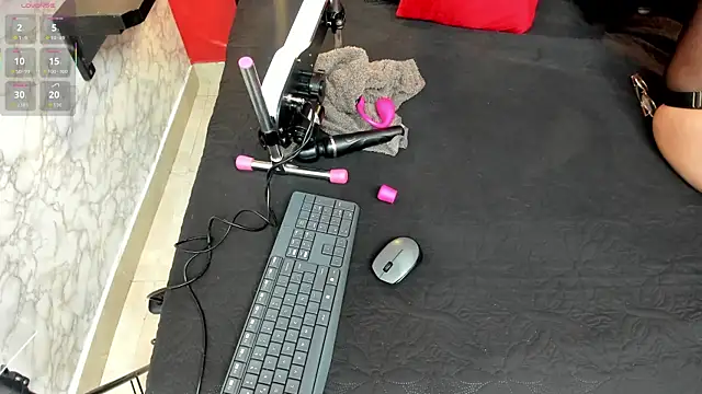 Snapshot of IVISBOUNCYASS chatting on 11-29-25, 12:19 IVISBOUNCYASS online show from 11-29-25, 12:19