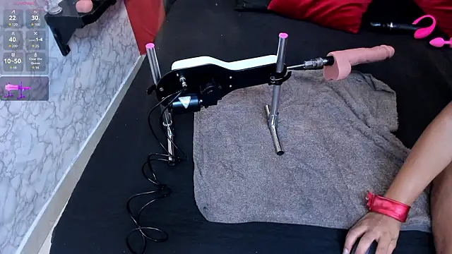 IVISBOUNCYASS online show from 02-08-26, 01:03