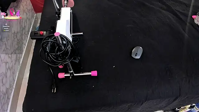 IVISBOUNCYASS online show from 04-13-26, 01:16