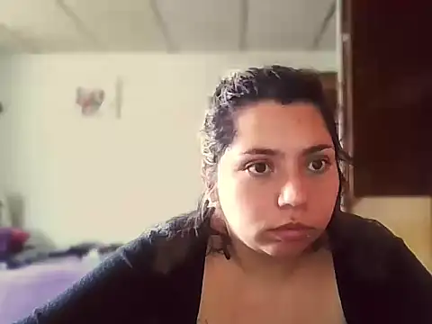 isabellapurple online show from 02-18-26, 07:32