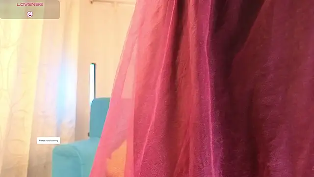 sophia dumont online show from 10-22-25, 01:50