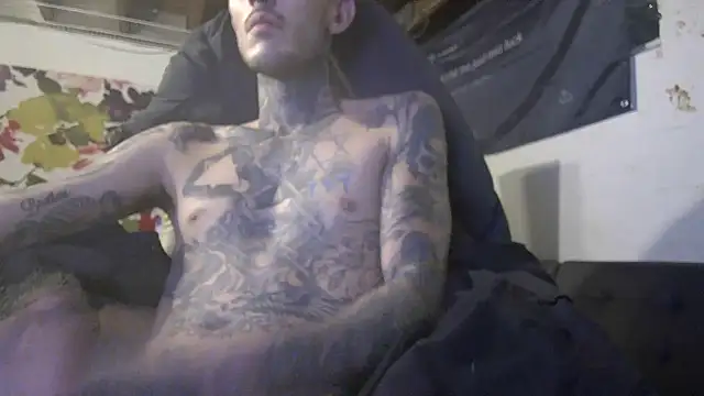 Snapshot of BadJewfucks chatting on 01-17-26, 01:32 BadJewfucks online show from 01-17-26, 01:32
