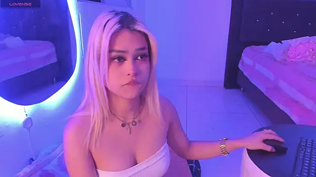  Charlottequeen online show from 02-14-25, 08:21