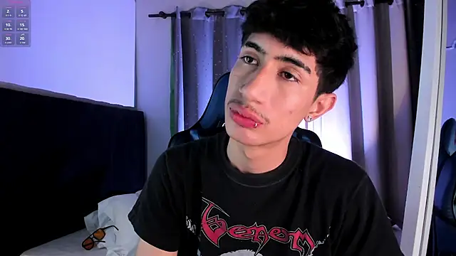 NovaaWheler online show from 09-25-25, 04:54