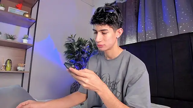 NovaaWheler online show from 03-04-26, 12:00