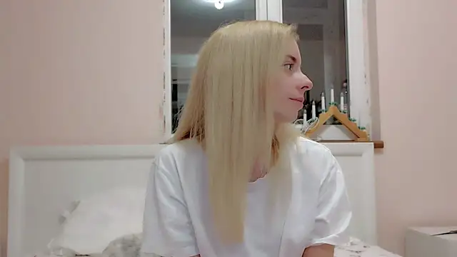 Snapshot of ChristiHanson chatting on 01-05-26, 07:17 ChristiHanson online show from 01-05-26, 07:17