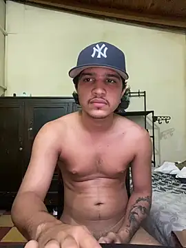 Snapshot of daniel6916 chatting on 03-12-25, 11:01 daniel6916 online show from 03-12-25, 11:01