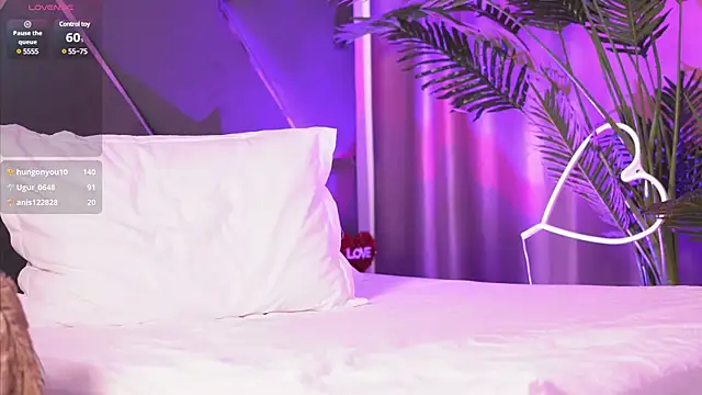 LilaRoses online show from 03-21-25, 08:06