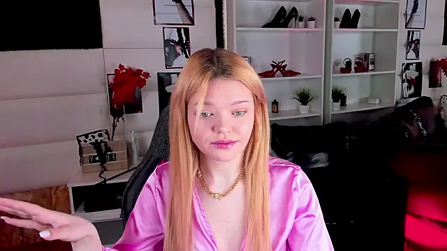 AdeleCartier online show from 02-26-25, 05:42