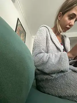 BonyBon29 online show from 04-08-26, 08:25