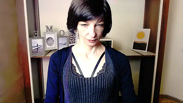  AngeliaFlow  online show from 10-01-25, 06:30