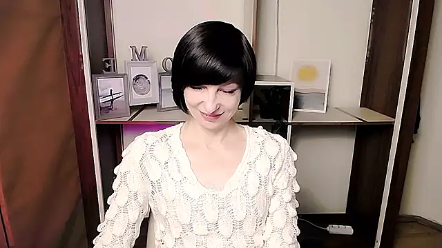  AngeliaFlow  online show from 02-09-26, 08:40