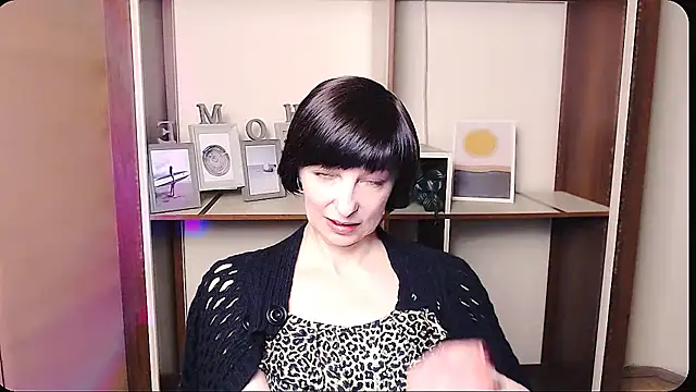  AngeliaFlow  online show from 03-28-26, 12:05