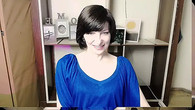  AngeliaFlow  online show from 06-04-26, 07:36