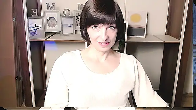  AngeliaFlow  online show from 06-22-26, 09:06