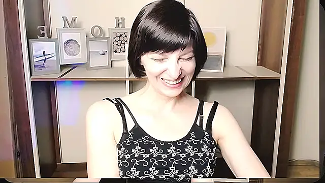  AngeliaFlow  online show from 06-27-26, 12:22