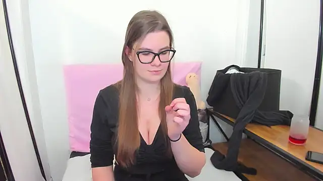 CarolineFlirt online show from 02-19-26, 03:41