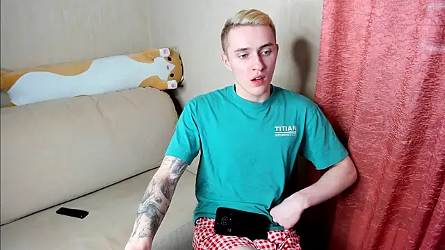 crazybottom99 online show from 03-02-25, 04:21