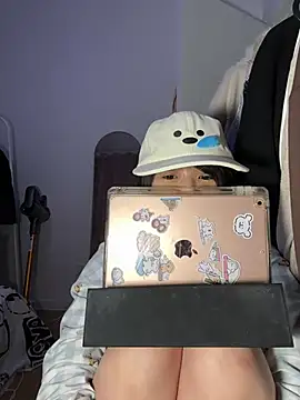 Snapshot of baxi1100 chatting on 02-04-25, 07:55 baxi1100 online show from 02-04-25, 07:55