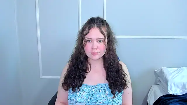 Snapshot of _leana_ chatting on 06-08-26, 05:02 leana online show from 06-08-26, 05:02