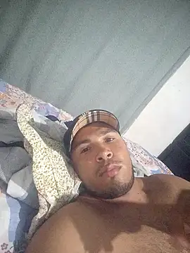 Snapshot of 1DelbeABennT chatting on 07-20-26, 11:40 1DelbeABennT online show from 07-20-26, 11:40