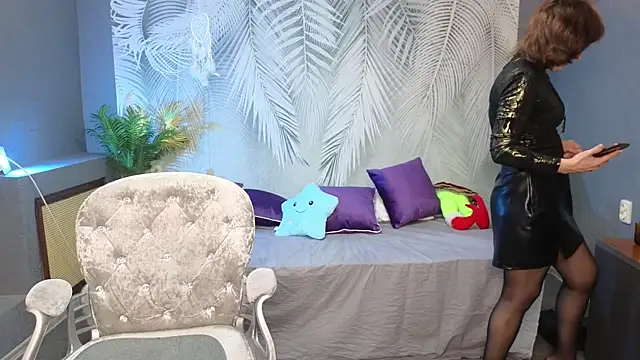 Snapshot of Anna_Kennan chatting on 02-11-25, 06:19 Anna Kennan online show from 02-11-25, 06:19