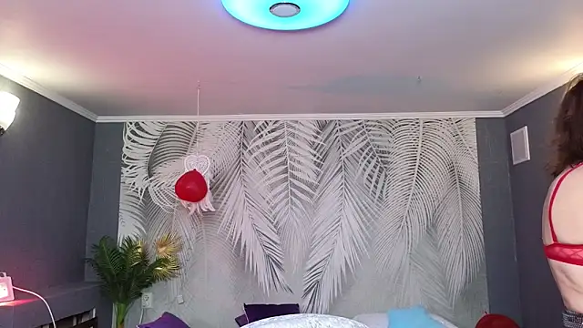 Snapshot of Anna_Kennan chatting on 02-27-25, 10:04 Anna Kennan online show from 02-27-25, 10:04
