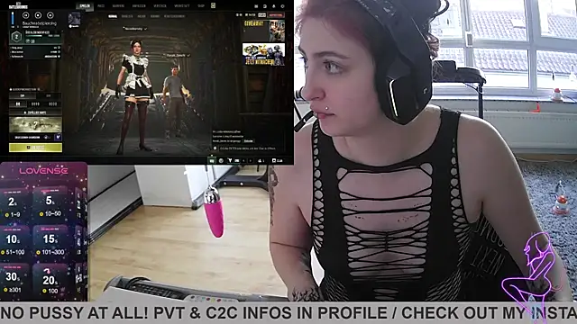 Snapshot of Gamergirl-Linela chatting on 03-19-25, 04:55 Gamergirl-Linela online show from 03-19-25, 04:55