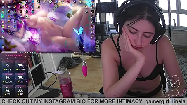 Snapshot of Gamergirl-Linela chatting on 10-02-25, 03:19 Gamergirl-Linela online show from 10-02-25, 03:19