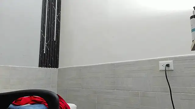 Luke davis01 online show from 02-17-25, 04:37