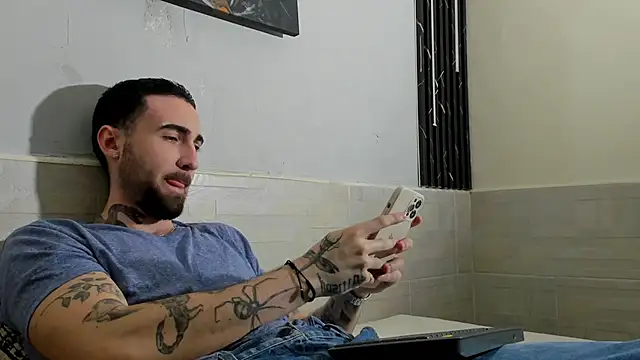 Luke davis01 online show from 02-21-25, 01:00