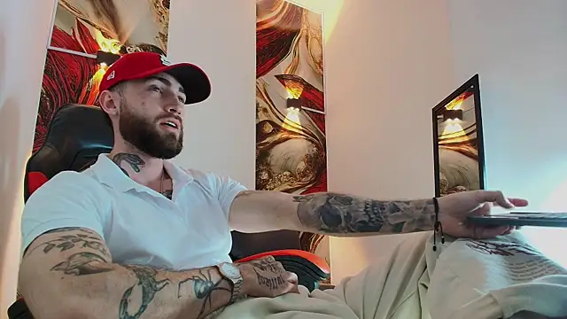 Luke davis01 online show from 11-08-25, 01:00