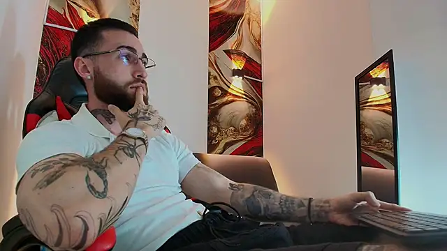 Luke davis01 online show from 11-17-25, 12:55