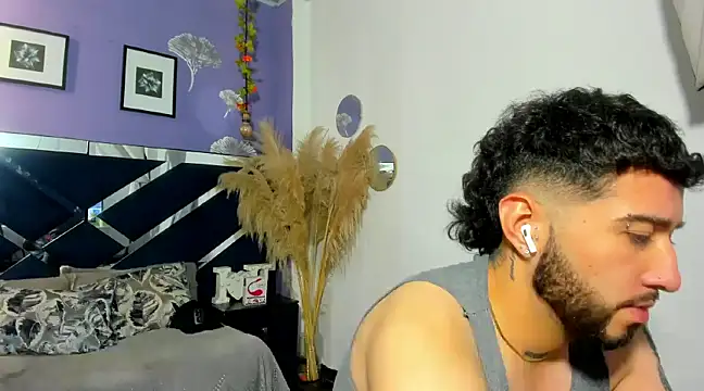 Noa Bonucci online show from 03-19-25, 12:56