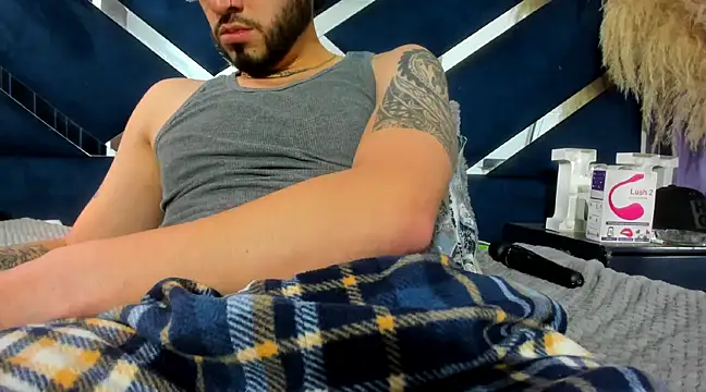 Noa Bonucci online show from 03-19-25, 04:02