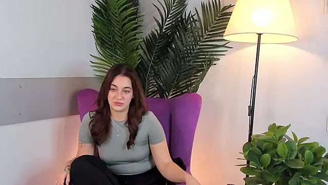 PortiaBellew online show from 02-05-25, 08:43