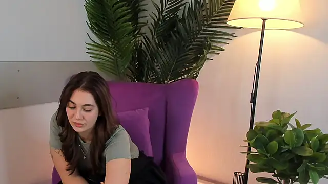 PortiaBellew online show from 02-05-25, 02:48