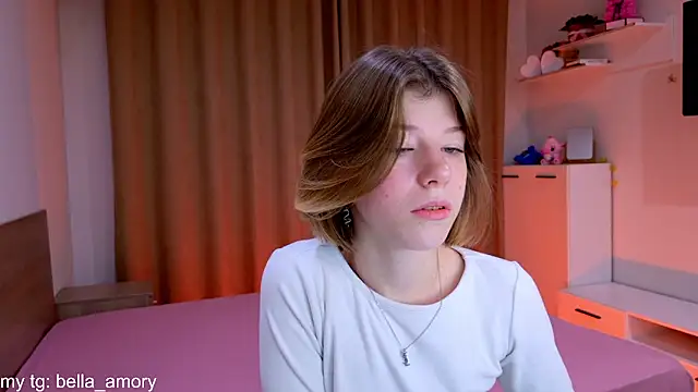 Bella amory online show from 12-04-25, 11:57