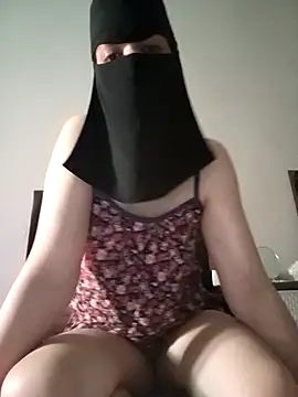 Milan-88 online show from 11-17-25, 02:56