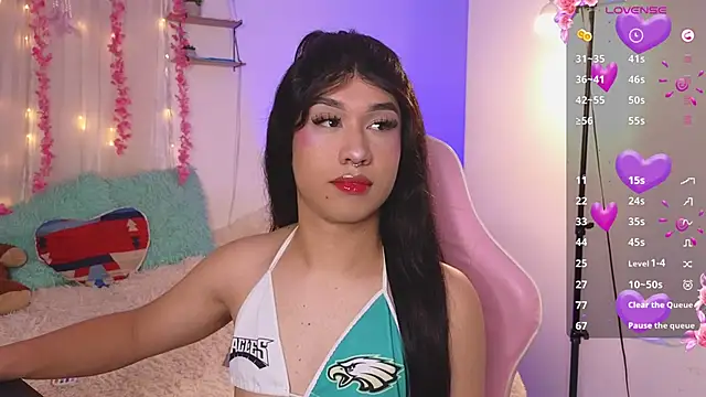 Sweettifani online show from 10-23-25, 05:55