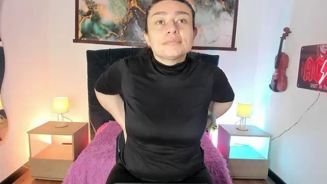  michonne  online show from 01-10-26, 10:25