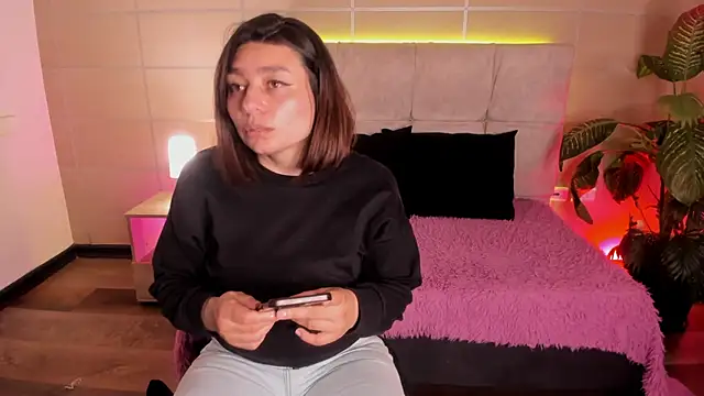  michonne  online show from 04-22-26, 10:55