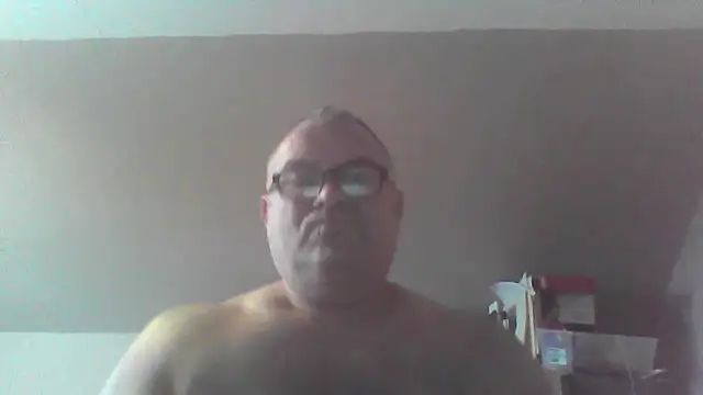 Snapshot of mkestr69 chatting on 12-15-25, 09:30 mkestr69 online show from 12-15-25, 09:30