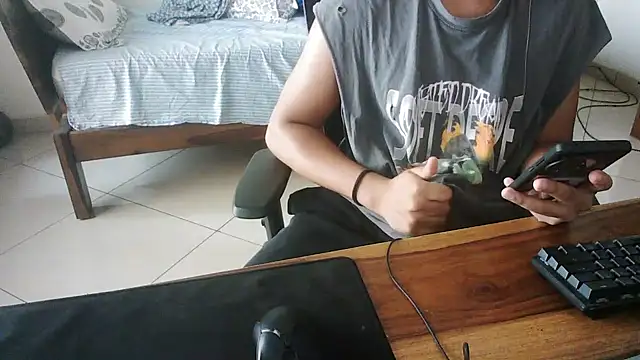 Snapshot of optimalperformance7093 chatting on 03-06-25, 08:52 optimalperformance7093 online show from 03-06-25, 08:52