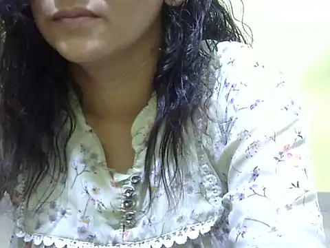 Your cutiepie  online show from 10-28-25, 05:37