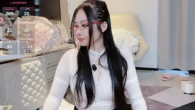 Moonccoi online show from 10-02-25, 11:12